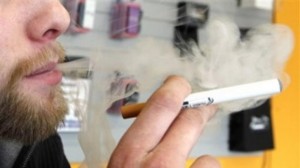 E+Cigarette+salesman