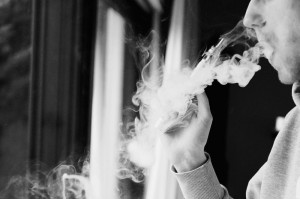 e-cigarette-electronic_cigarette-e-cigs-e-liquid-vaping-cloud_chasing_16347191521